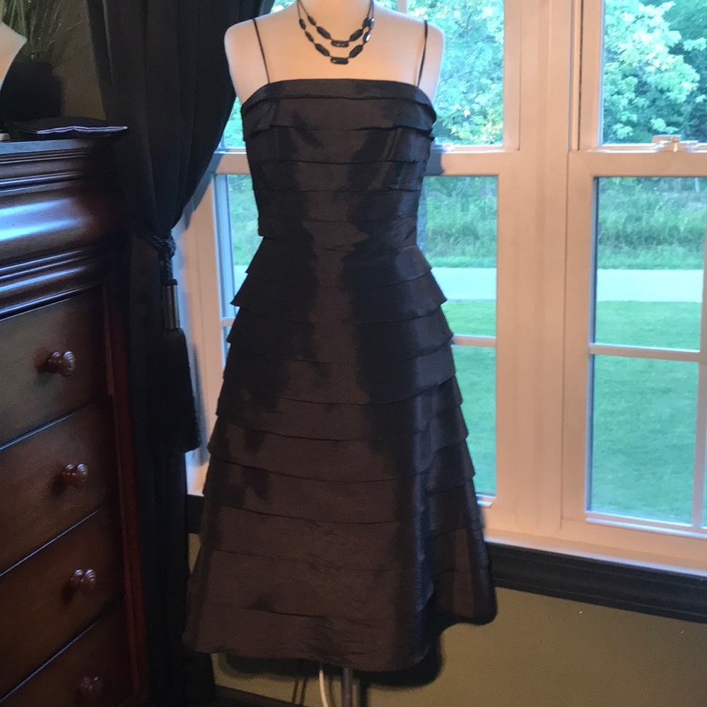 Beautiful dress by Belsoie. Pleat ovr pleat.